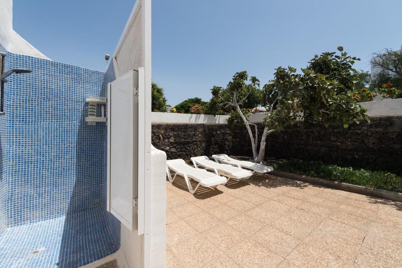 2Br Beach House - Solarium & Shower Terrace - 13 Puerto del Carmen (Lanzarote) Exterior foto