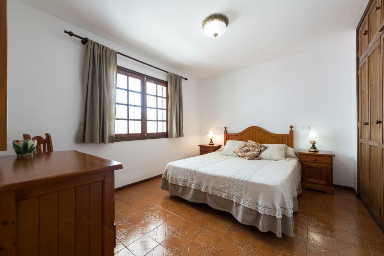 2Br Beach House - Solarium & Shower Terrace - 13 Puerto del Carmen (Lanzarote) Exterior foto